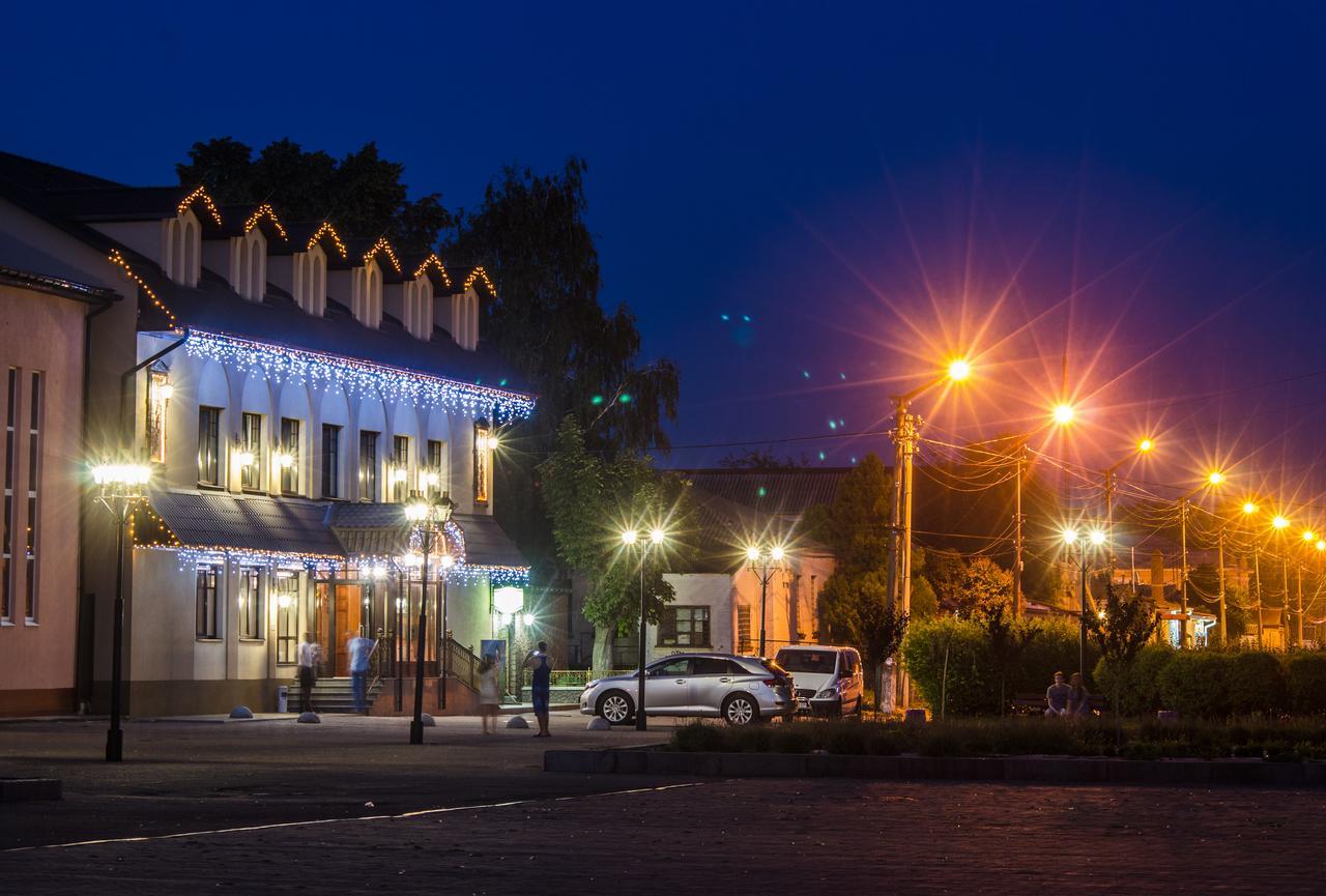 Lepsza Садыба Hotel Bila Tserkva Exterior foto