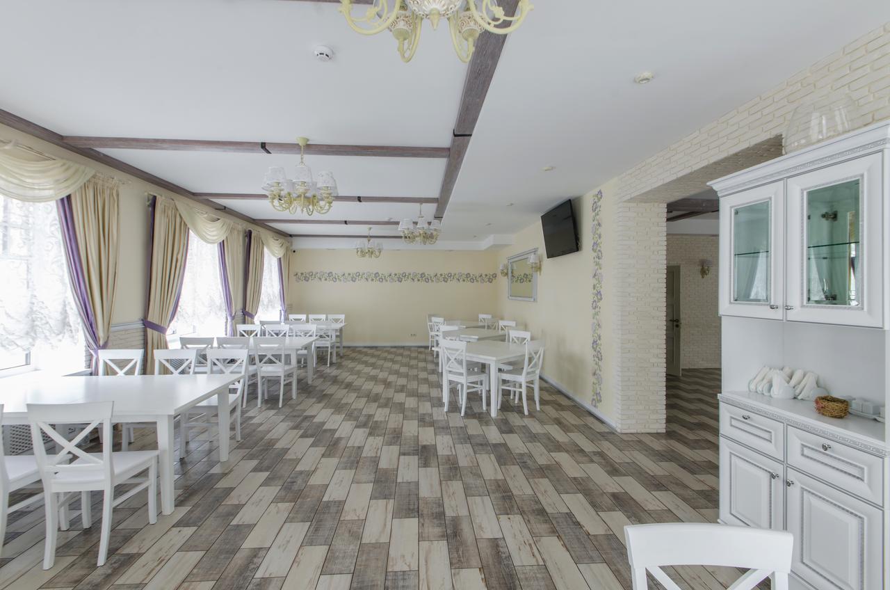Lepsza Садыба Hotel Bila Tserkva Exterior foto