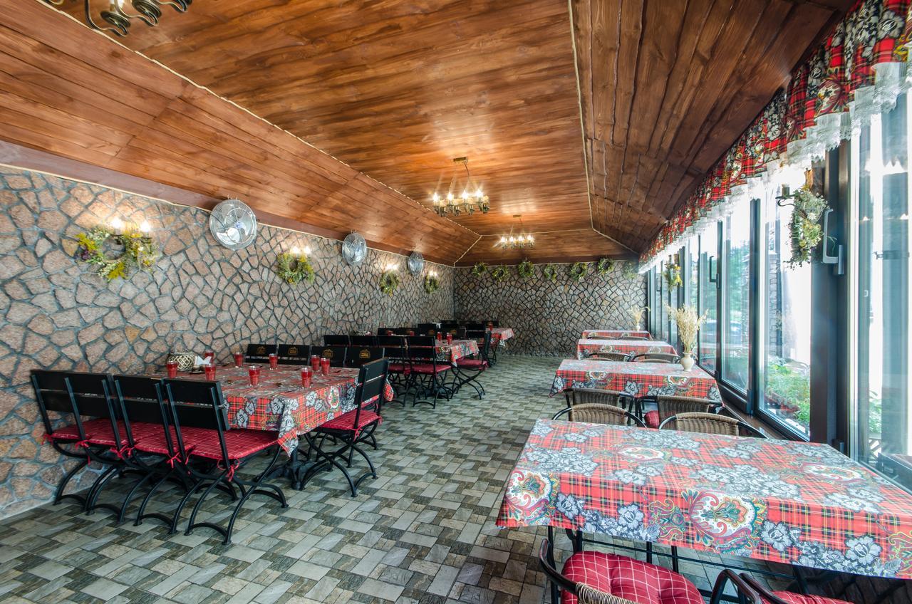 Lepsza Садыба Hotel Bila Tserkva Exterior foto
