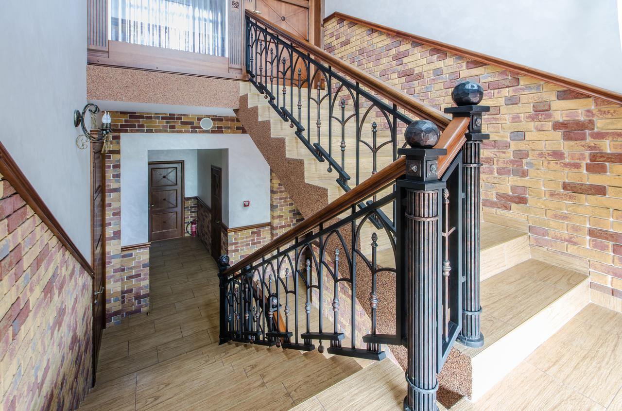 Lepsza Садыба Hotel Bila Tserkva Exterior foto