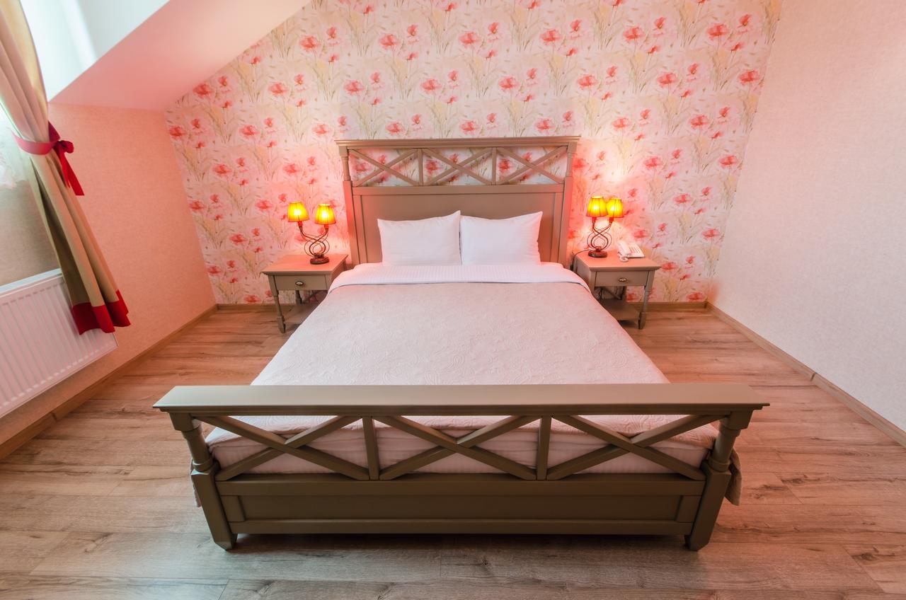 Lepsza Садыба Hotel Bila Tserkva Exterior foto