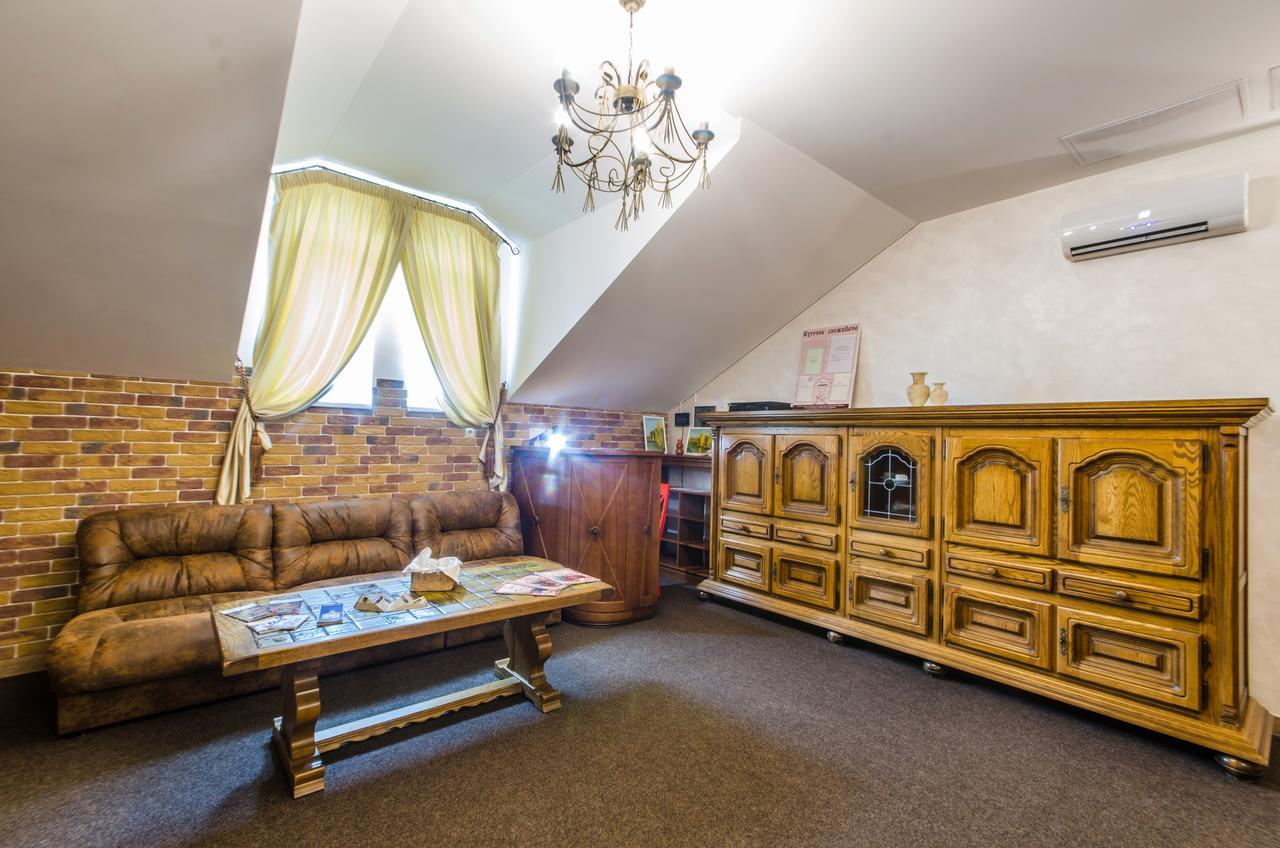 Lepsza Садыба Hotel Bila Tserkva Exterior foto