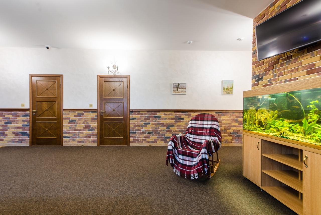 Lepsza Садыба Hotel Bila Tserkva Exterior foto